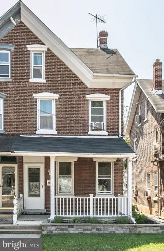 332 Walnut St, Limerick, PA 19468-2316