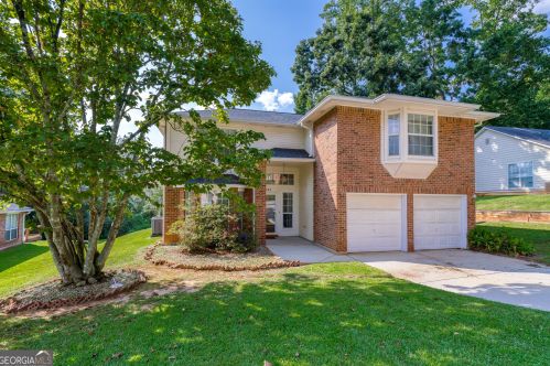 545 Woodstone Rd, Lithonia, GA 30058-5915