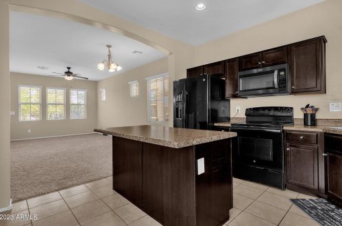 2222 77th Dr, Phoenix AZ  85035-5112 exterior