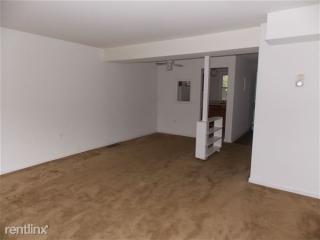 2624 Northern Pkwy, Baltimore MD  21214-1116 exterior