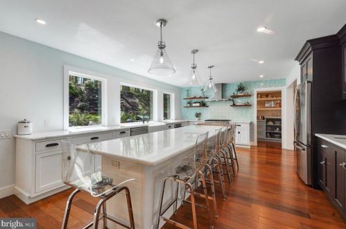 119 Cove Ln, Media, PA 19063-1822