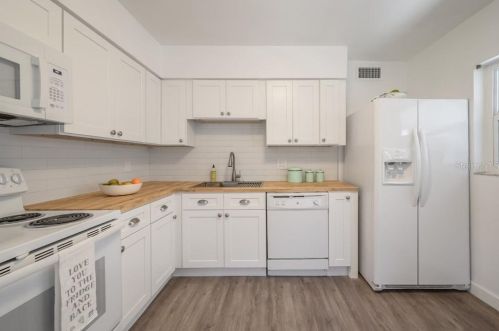 1312 Arctic St, Tampa FL 33604-1102 exterior