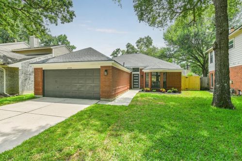 4935 Otter Peak Dr, Humble, TX 77345-1072