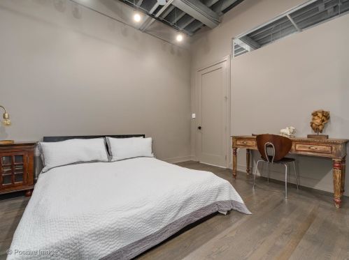 420 Grand Ave, Chicago IL 60612-1144 exterior