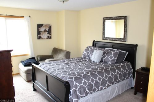 15059 Dunwood Trl, Saint Paul MN 55124-5848 exterior