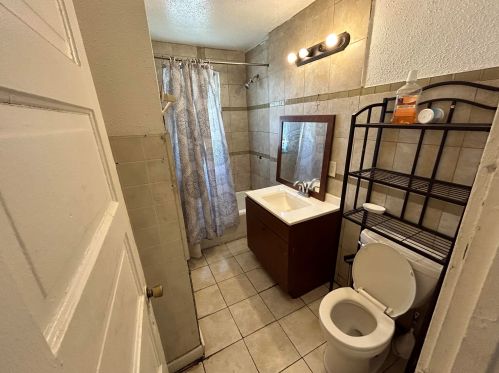 3122 21 St, Milwaukee WI 53215-4401 exterior