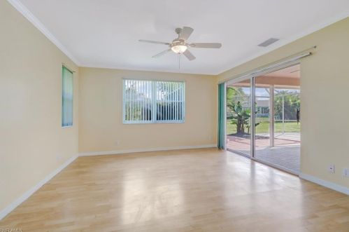 970 Murcott Dr, Naples FL 34120-1478 exterior