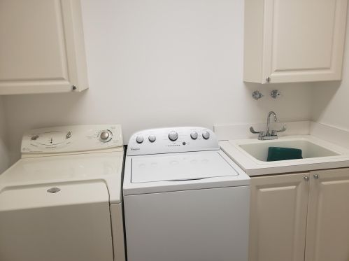 23 Harbour Isle Dr, Fort Pierce FL 34949-2749 exterior