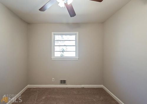 183 Hemphill School Rd, Atlanta GA 30331-1623 exterior