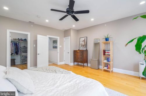 1018 Leithgow St, Philadelphia PA  19123-1421 exterior