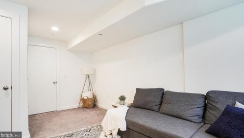 1423 Bouvier St, Philadelphia PA 19132-3815 exterior