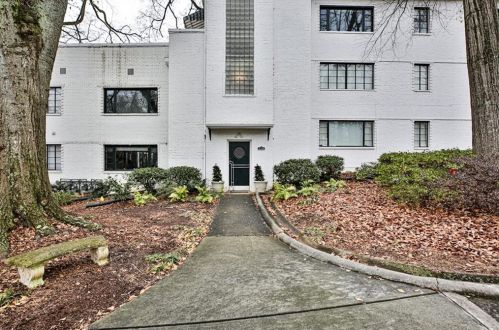 1110 Briarcliff Rd, Atlanta GA 30306-2651 exterior