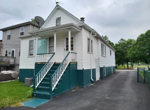 11159 Central Park Ave, Chicago IL 60655-3214 exterior