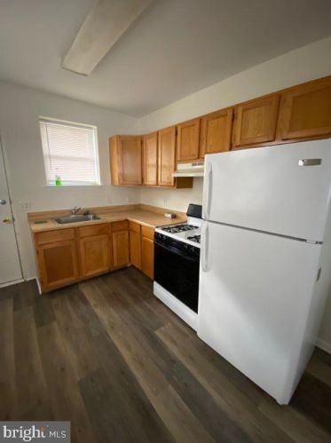 2410 Darien St, Philadelphia PA  19148-3718 exterior