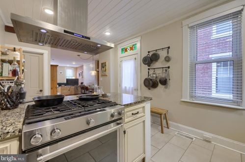 533 Chestnut St, Lancaster PA 17602-3018 exterior