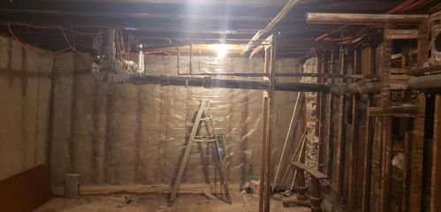 370 River St, Woonsocket RI 02895-1821 exterior