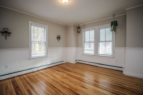 16 Livermore St, Wilton NH 03086-5502 exterior