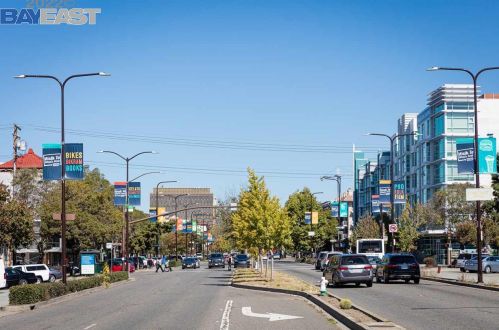 2032 Parker St, Berkeley CA 94704-3209 exterior