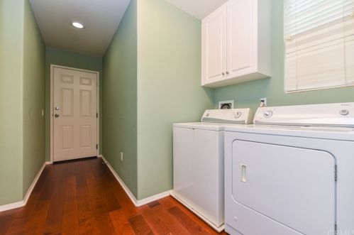 15205 Calverton Way, Tustin CA 92782-1737 exterior