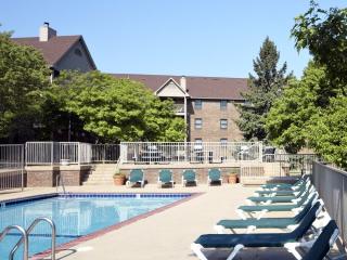 3475 Golfview Dr, Saint Paul MN  55123-2409 exterior