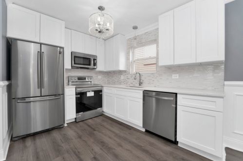 9329 La Salle St, Chicago IL  60620-1414 exterior