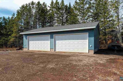 3258 Tischer Rd, Duluth MN 55803-9786 exterior