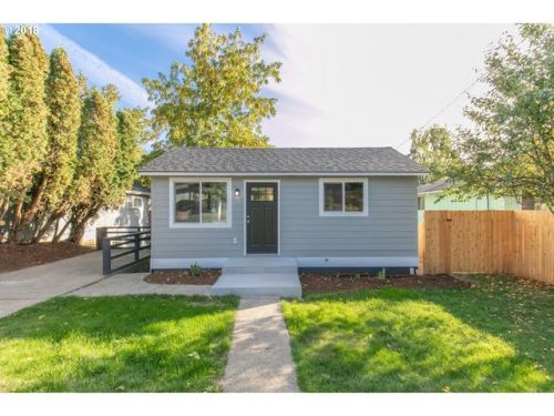 4118 Adams St, Portland, OR 97222-5926