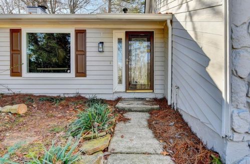 2007 Britt Dr, Lithonia GA 30078-2859 exterior