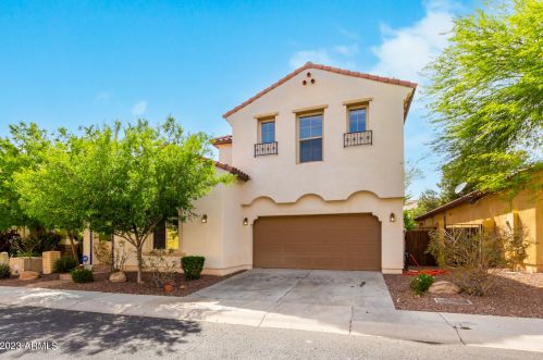 25058 47th Ln, Phoenix, AZ 85083-2302