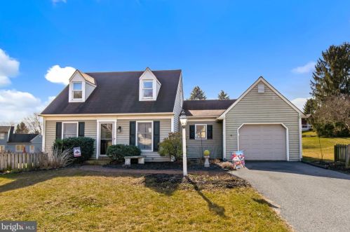 3188 Cottonwood Ct, Lancaster, PA 17601-1347