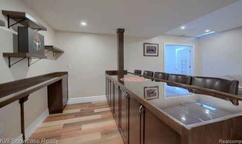 966 Smith Ave, Bham MI  48009-4709 exterior