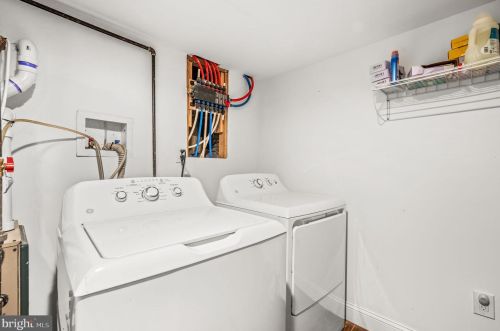 820 Earp St, Philadelphia PA  19147-5708 exterior