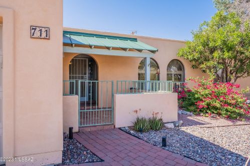 711 Mann Ave, Tucson, AZ 85710-1251