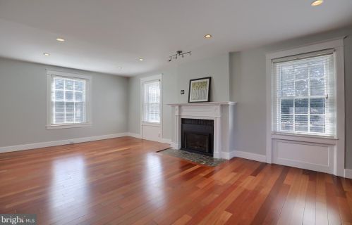 1297 Wheatland Ave, Lancaster PA 17603-4520 exterior