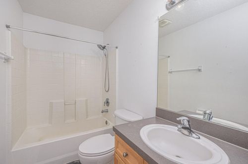 4801 Myrtle Dr, Fort Pierce FL  34982-3800 exterior