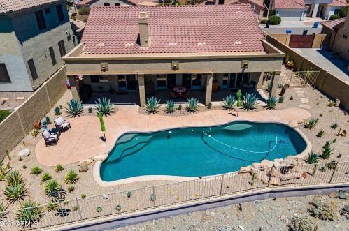 16814 1st Dr, Phoenix AZ 85021-5670 exterior