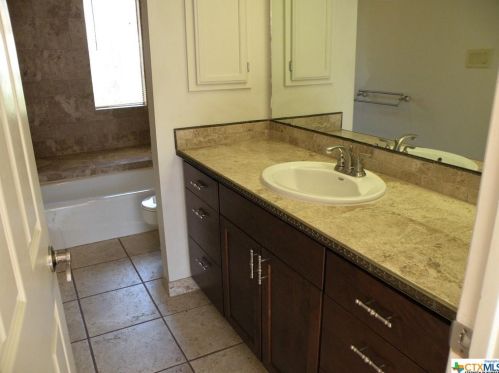 13911 Hunters Hawk St, San Antonio TX 78230-5405 exterior