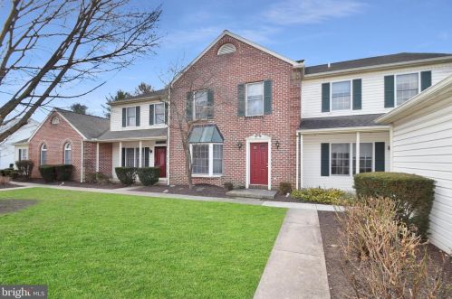 2063 Raleigh Rd, Hummelstown, PA 17036-8751