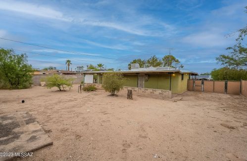 817 District St, Tucson AZ 85714-1105 exterior