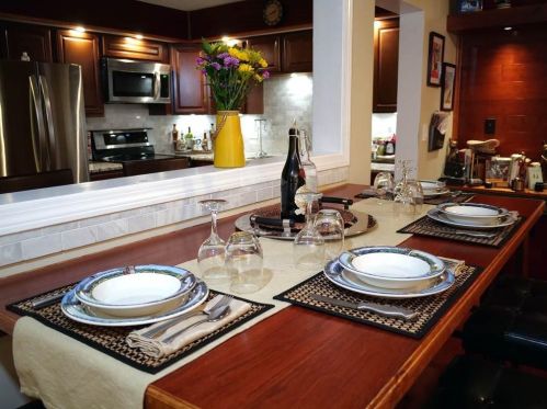 902 Brookhaven Ln, Woonsocket RI 02895-2771 exterior