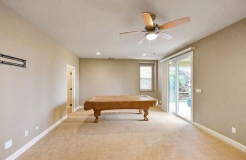 2110 Fenceline Dr, Folsom CA exterior