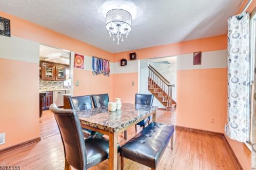 48 Morgan Ln, Bridgewater NJ 08807-3008 exterior