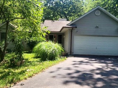 739 Spg Gdn Dr, Saint Louis MO 63137-4327 exterior