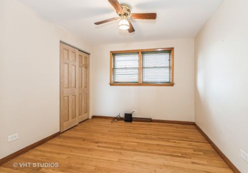 5801 Mulligan Ave, Chicago IL 60638-3430 exterior