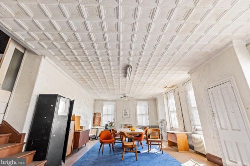 1600 18 St, Philadelphia PA 19145-1435 exterior