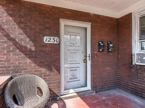 1230 Braddock Ave, Pittsburgh PA 15218-1638 exterior