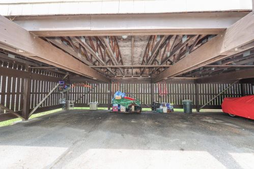 19 Amoskeag Rd, Concord NH 03301-4641 exterior