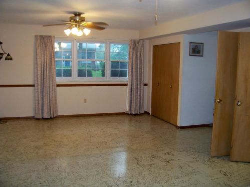 4608 Gatesbury Dr, Saint Louis MO 63128-1948 exterior