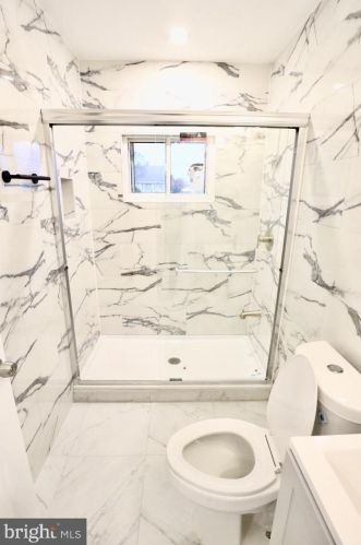 9314 Academy Rd, Philadelphia PA  19114-3523 exterior