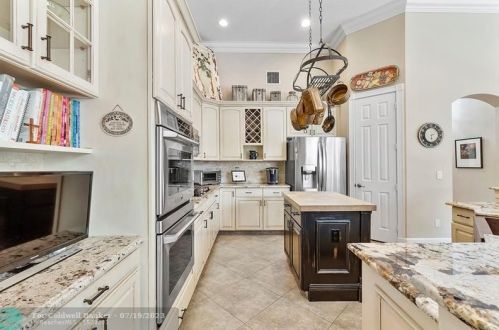 21642 Marigot Dr, Boca Raton FL 33428-4824 exterior